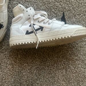 Signature Off-White Sneakers with Black Label